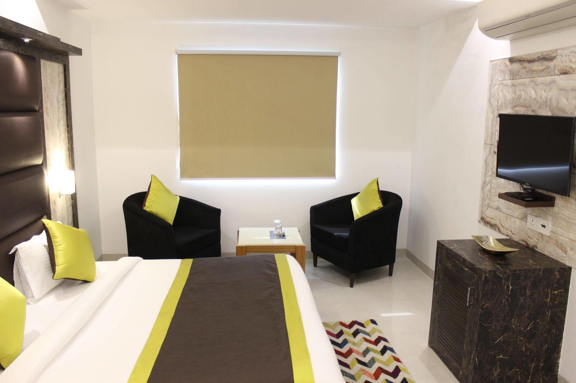 Fabhotel Star Delhi Airport New Delhi Exterior photo